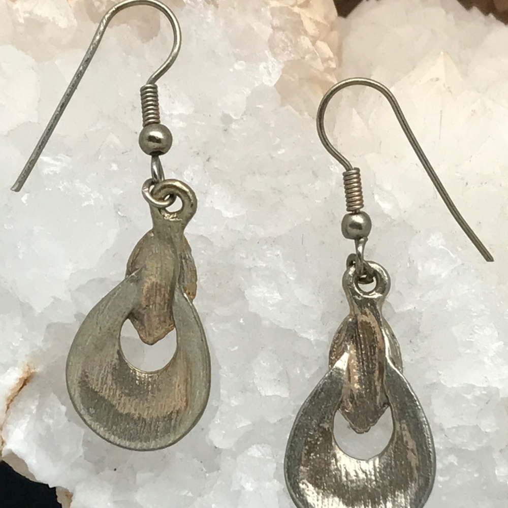 Costume Dangle Earrings NWOT - Picture 3 of 5